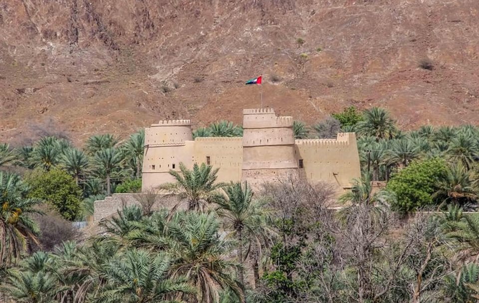 East Coast Dibba & Fujairah Day Trip with Lunch from Dubai