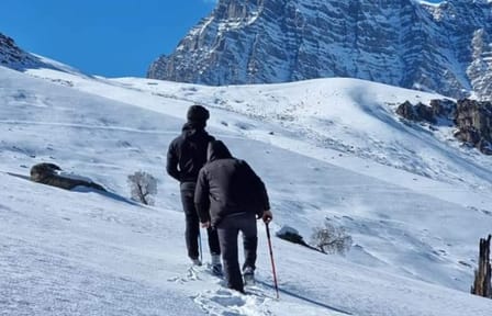 Kashmir 5-Day Trek from Srinagar to Naranag and Dumail