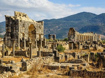 Private Transfer from Fes to Casablanca via Volubilis and Rabat