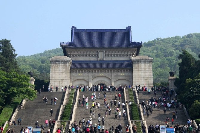Private Nanjing Day Tour to Sun Yat-Sen's Mausoleum, Ming Xiaoling Tomb and Confucius Temple 7