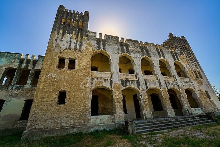 Private Bagamoyo Day Trip with Lunch 9