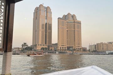 Luxury Nile Dining Experience with Lunch or Dinner in Cairo