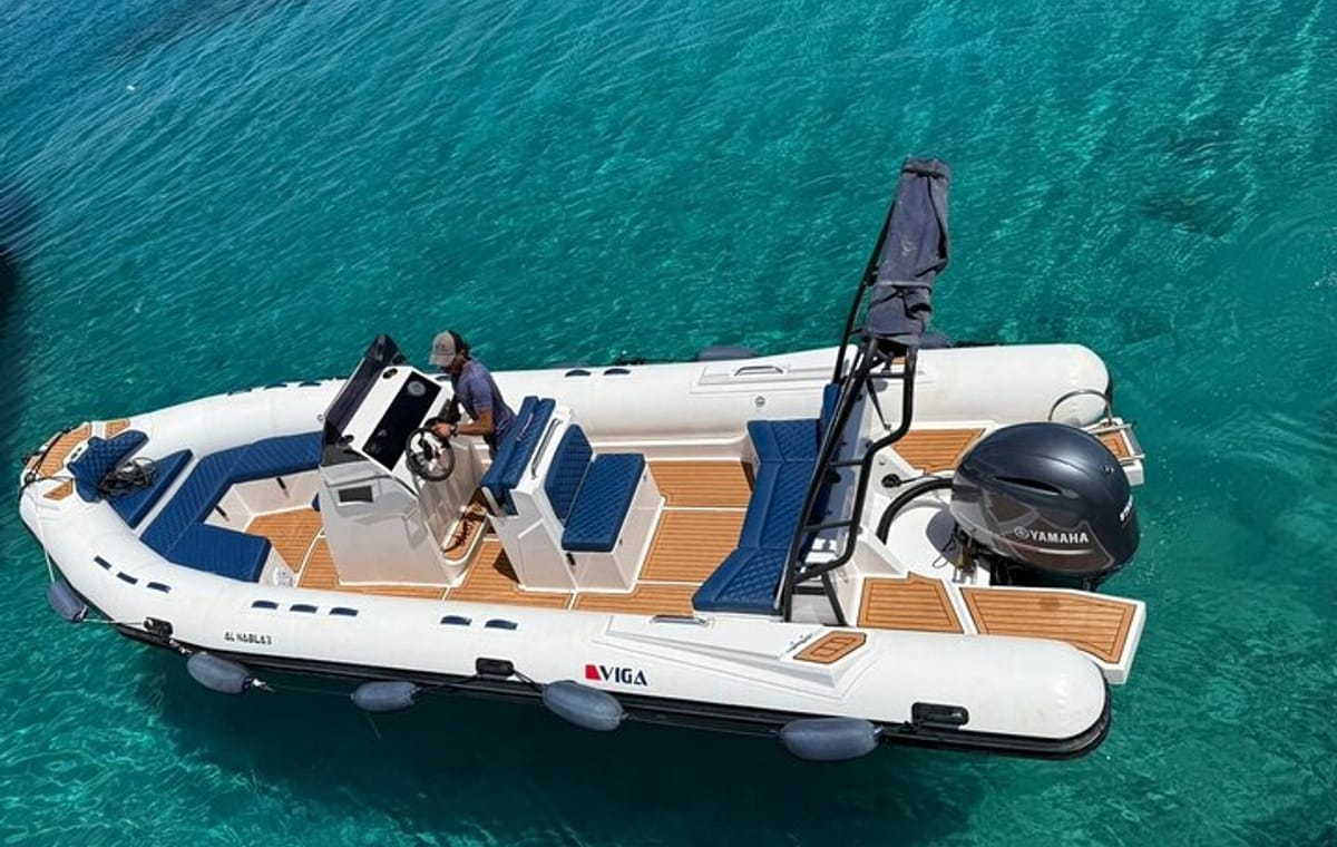 Private Speedboat – Dolphins , Orange Bay & Hula Hula – Hurghada