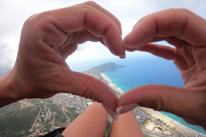 Tandem Paragliding Tour in Alanya with Roundtrip Transfer 8