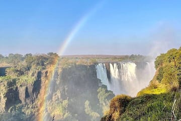 Victoria Falls and Chobe National Park Day Trip with Helicopter Ride