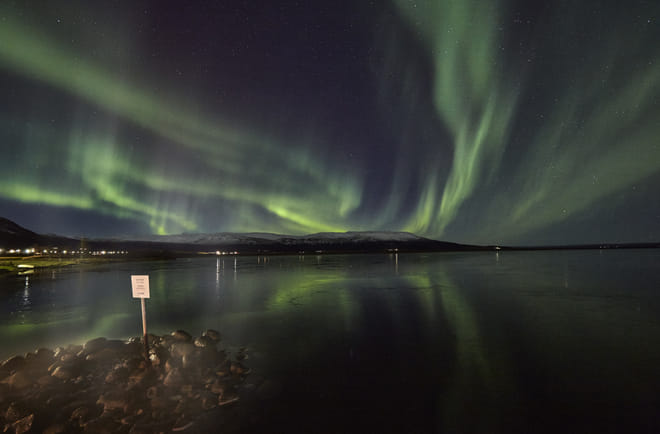 A view of the northern lights from Laugavatn. 