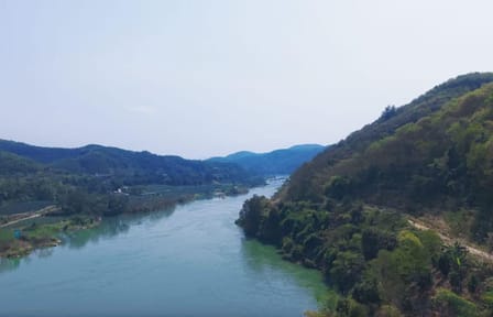 E-Bike Tour Along the Scenic Mekong River