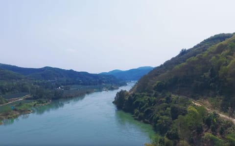 E-Bike Tour Along the Scenic Mekong River