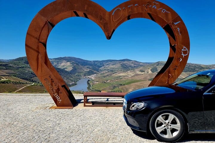 DOURO VALLEY & AMARANTE: Scenic or Wine Experience Private Tour