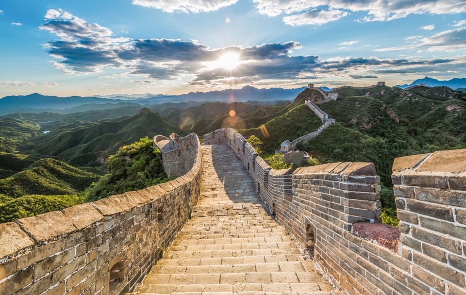 Half-Day Hiking Tour of the Great Wall at Mutianyu in Beijing