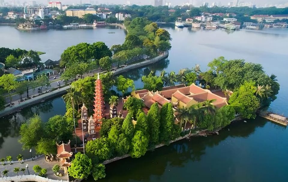 Guided Day Tour of Hanoi City Highlights by Minivan