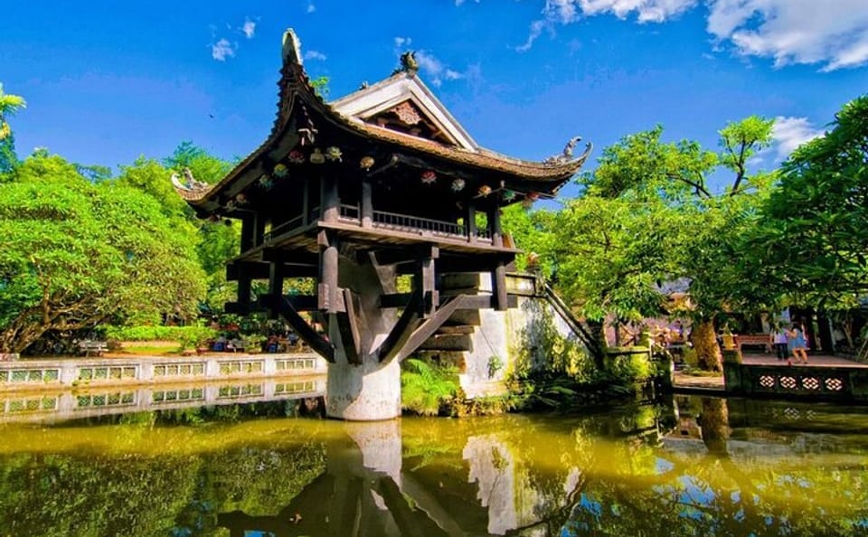 Hanoi City Tour with Pickup, Lunch, and Key Attractions