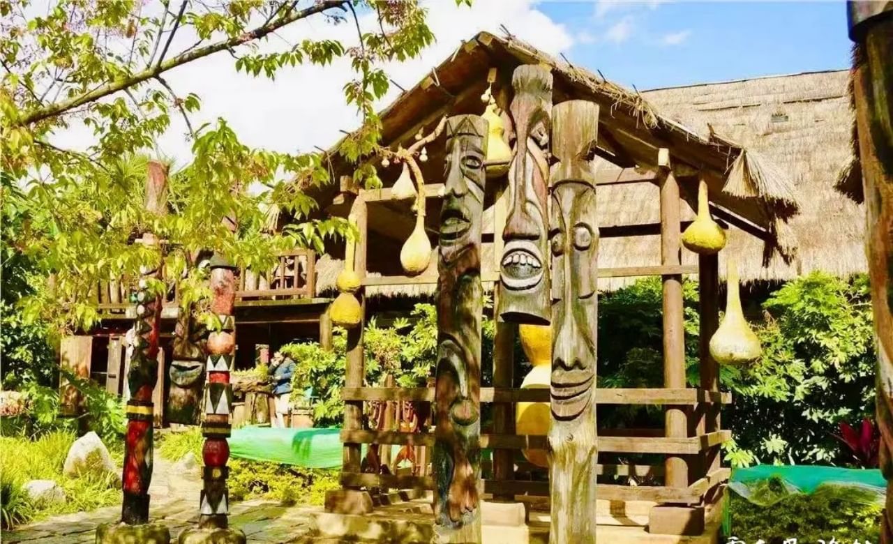 A few ethnic characteristic totems