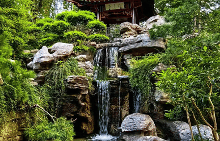 Jinan Day Tour of Baotu Spring, Daming Lake, and Museums