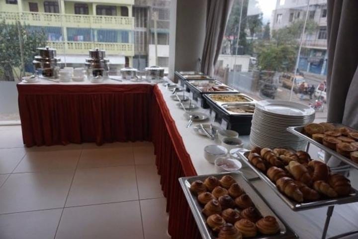 Venus Premier Hotel Dining Area