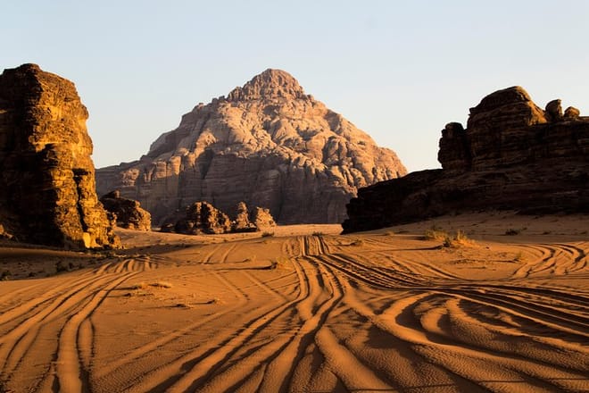 Private Full Day Trip to Wadi Rum Valley of Moon Martian Desert from Amman 6