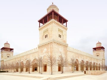 Private Half-Day Islamic Tour of King Abdullah Mosque and Seven Sleepers in Amma