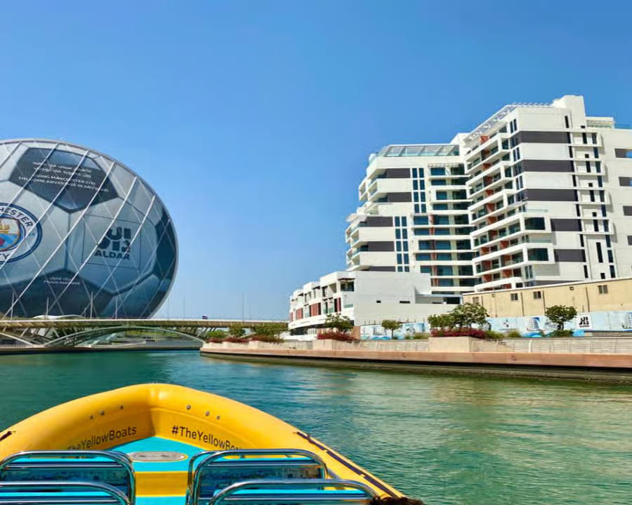 Abu Dhabi: Your Yellow Boat Coastline Tour