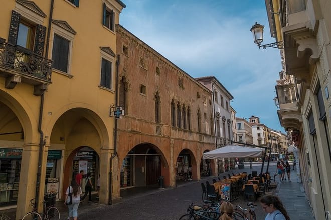 Padua Private Walking Tour With A Professional Guide photo 3