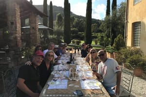 Wine tasting in Lucca "at home" with expert sommelier - 5 wines and selection of local food