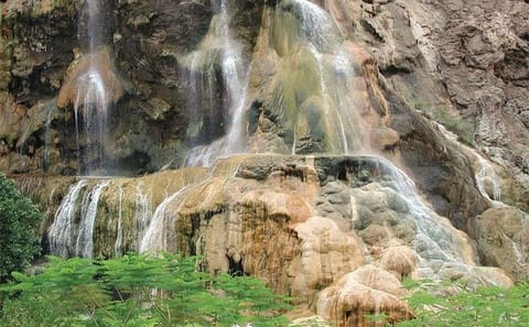 Private Half-Day Tour of Ma'in Waterfalls and Hot Springs from Amman