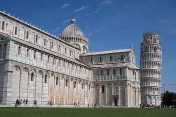 Private Walking Tour of Historic Pisa's Architecture and Culture