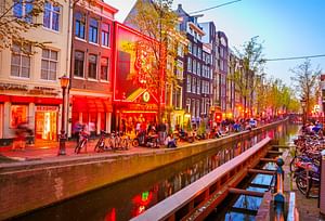 Self-Guided Red Light District Amsterdam Photography Tour