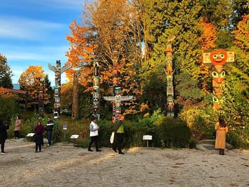 totem poles