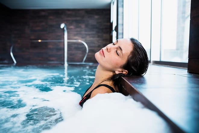 Sea &amp; Spa, 2 hours Semi Submarine &amp; Relaxing 2 hours Turkish Bath - Hurghada