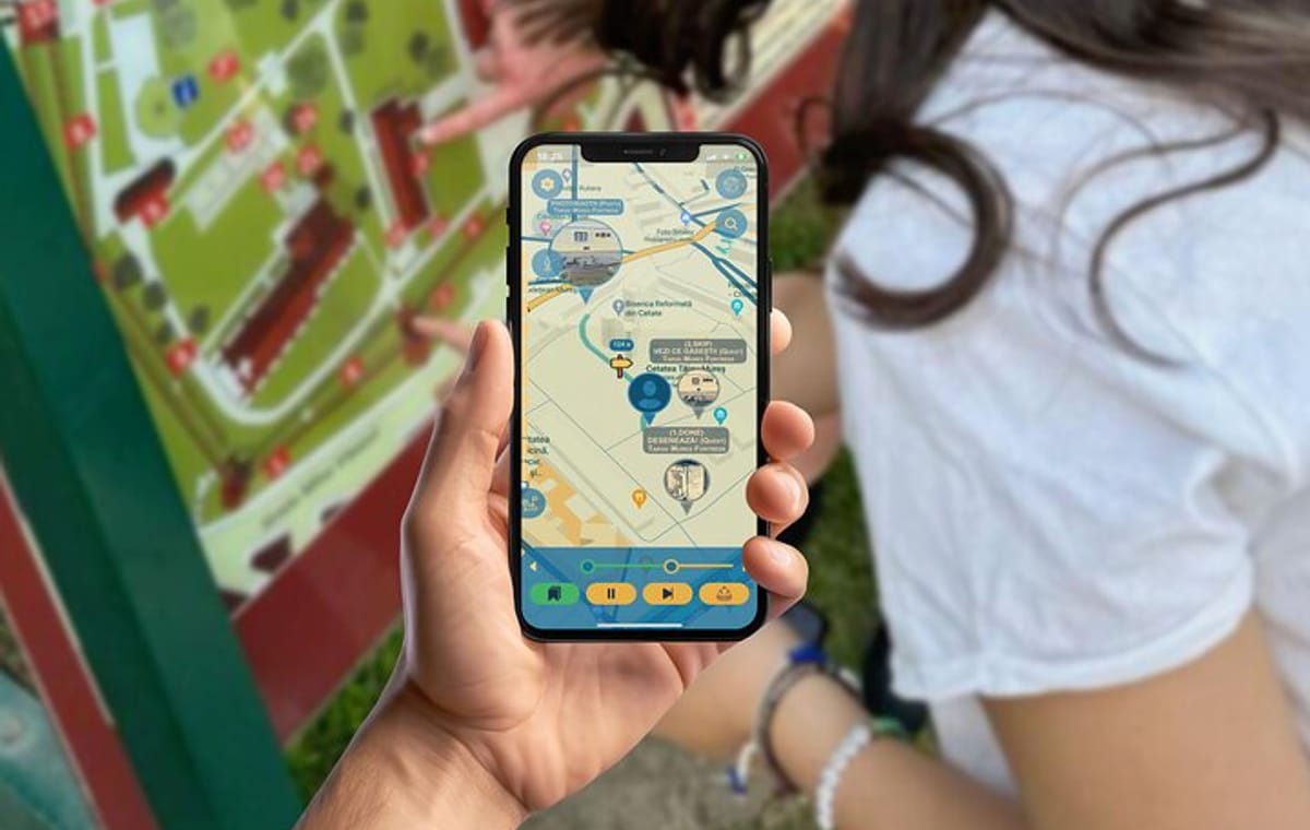 The Maze Smartphone App Self-Guided GPS Scavenger Hunt