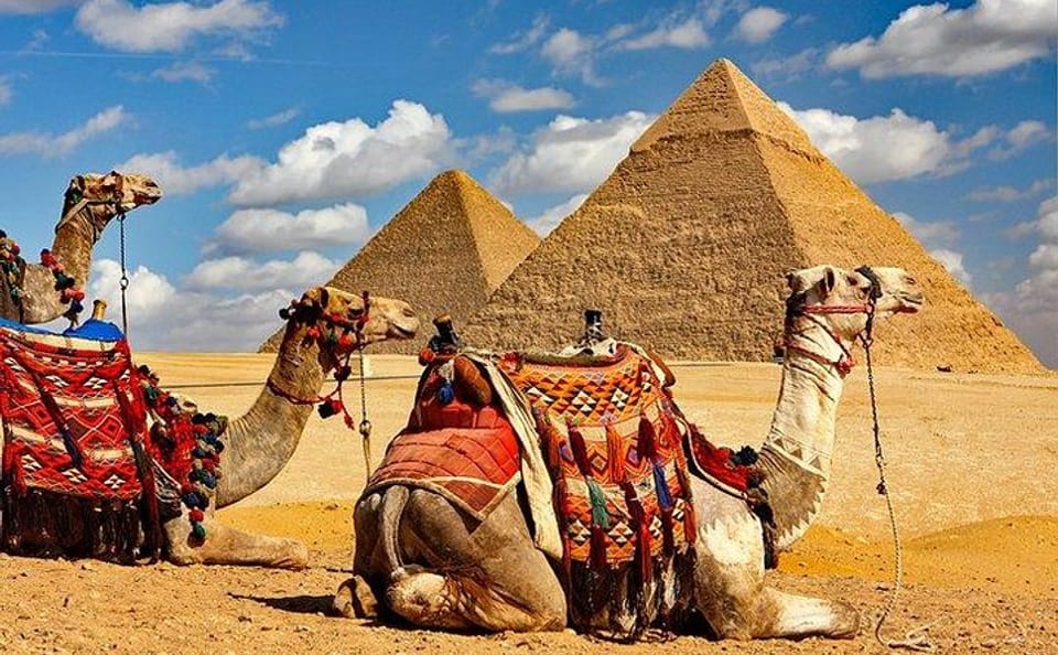 Private Day Tour from Hurghada to Cairo and Giza