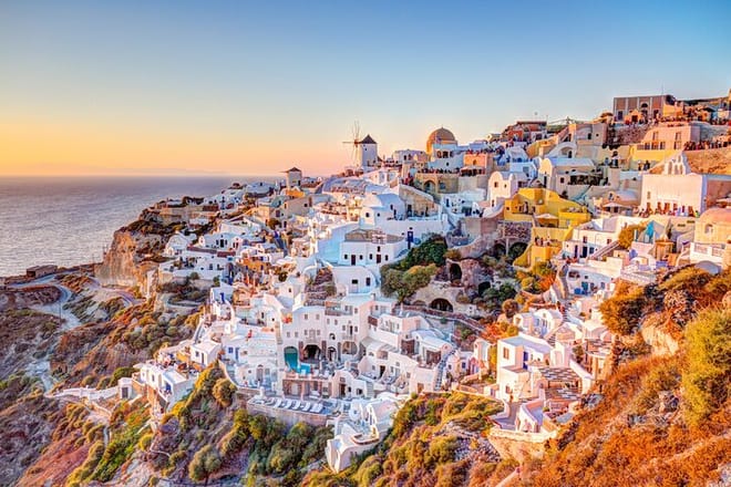 Unforgettable Experiences in Santorini