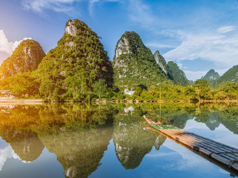 One-Day Yangshuo and Li River Highlights Tour