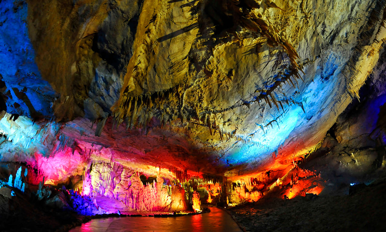 Prometheus Cave tour