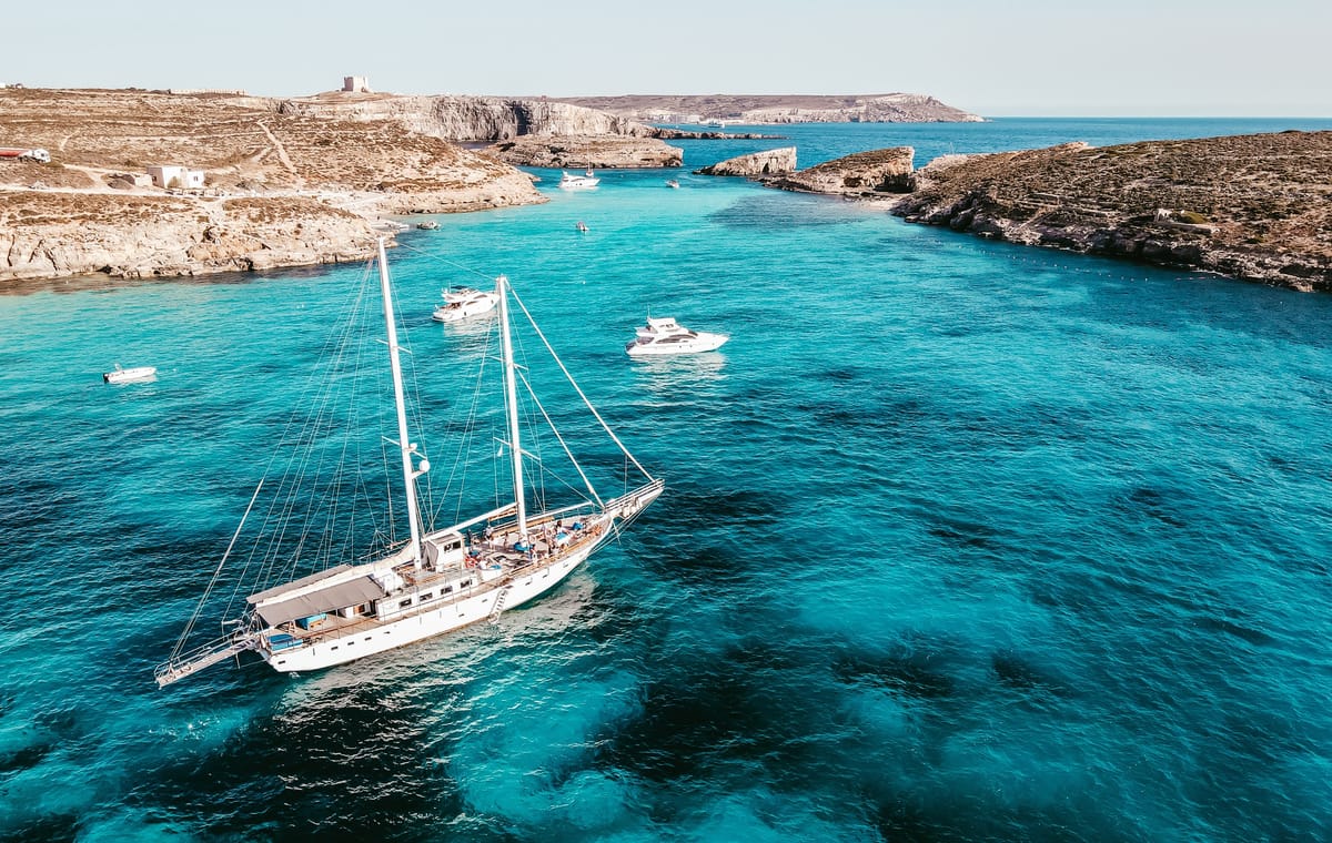 Comino, Crystal Lagoon and Blue Lagoon Cruise (Full Day Including Lunch & Drinks)