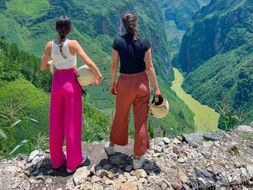 Motorbike Tour: Discover Ha Giang Loop 2 days 1 night