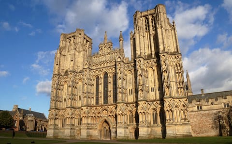 Self-Drive Tour of England: 12 Days from London