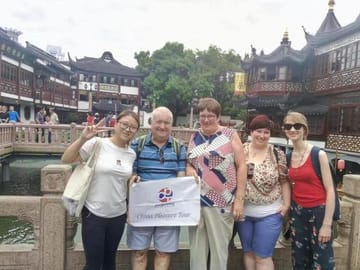 Beijing Forbidden City and Badaling Great Wall private day tour.