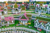 world biggest flower garden