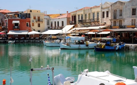 Self-Drive Tour of Crete: Explore Heraklion and Beyond