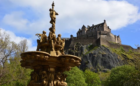 8-Day Rail Tour of Edinburgh and Key UK Cities