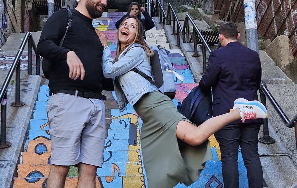 New York City Walking Tour of Hip-Hop, Murals, and Sports