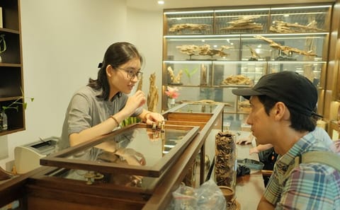 Agarwood Production Workshop Tour with Vegan Lunch in Hanoi