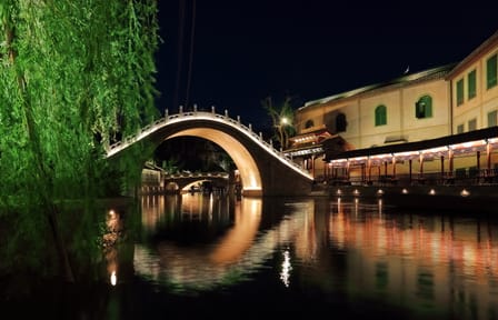 Private Tour: Independent Tour to Gubei Water Town and Simatai Great Wall with How-To Guide