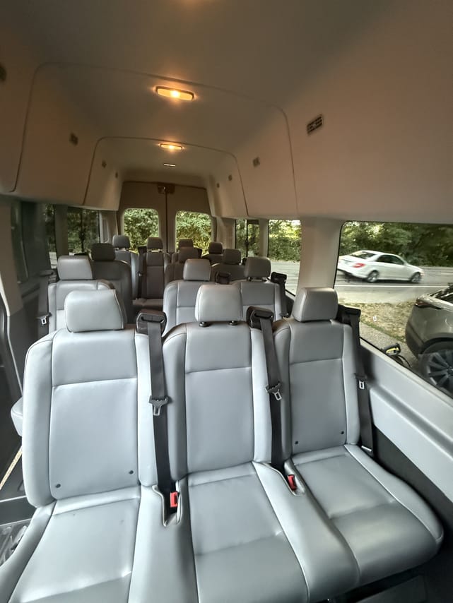 Private Group Transfer From/To Vancouver To/From Kelowna 7