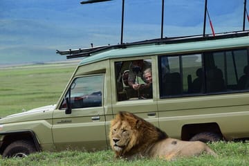 Experience Tanzania and Zanzibar with 15 Days Private Tour