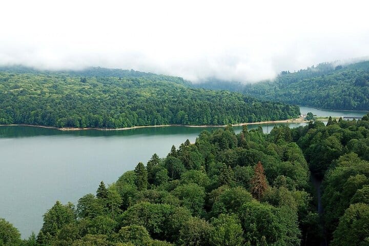 4 Full days in Georgia with private tour, free aiport