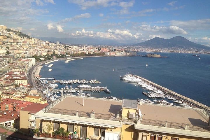 Naples to Vesuvius & pompei