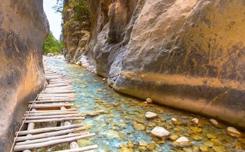 Hiking Adventure in Samaria Gorge from Rethymno
