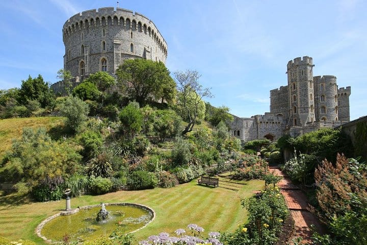 Royal Windsor Castle Private Tour with pass 5